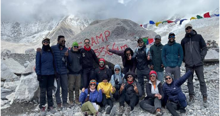 treks Begin at Everest